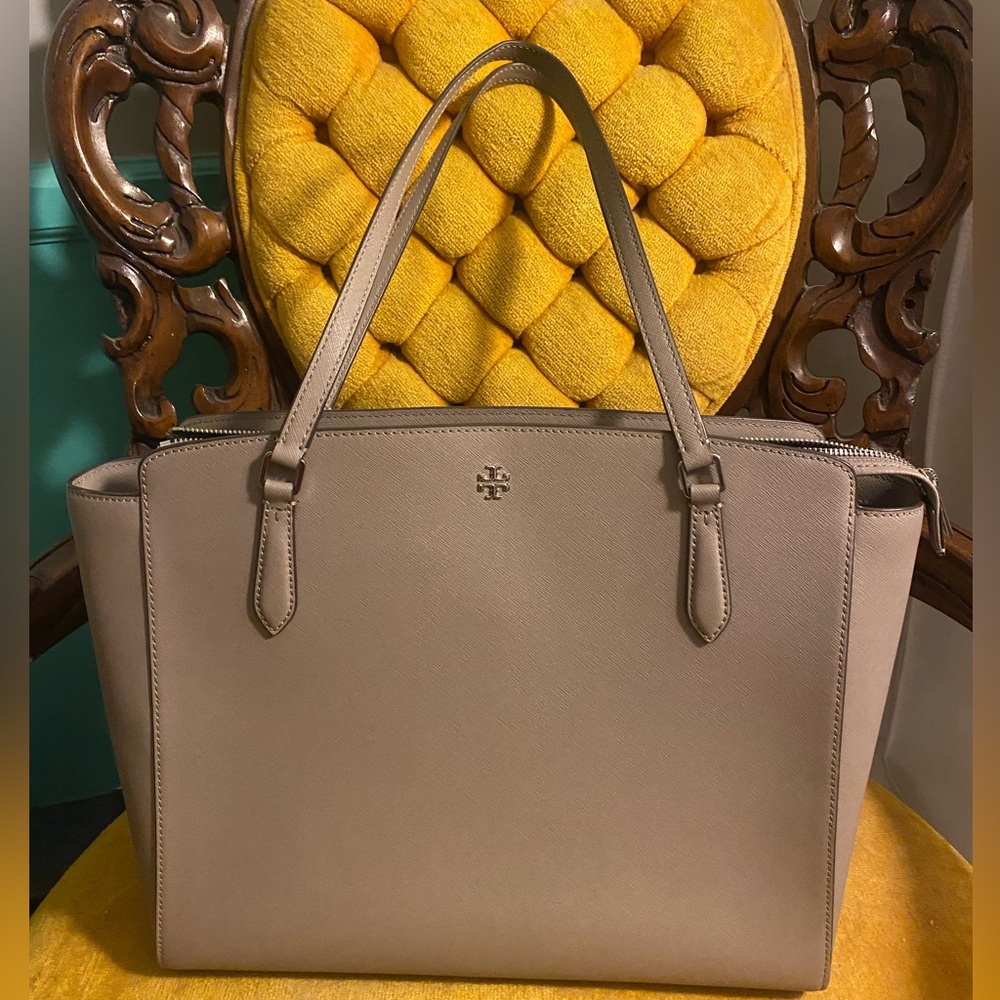 Tory Burch Emerson Top Zip Tote - Gray